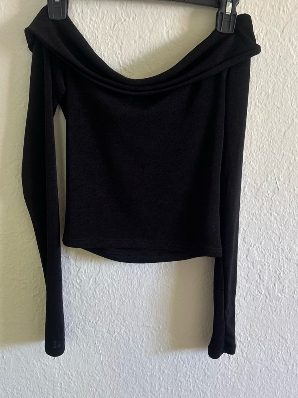 Edikted off the shoulder top